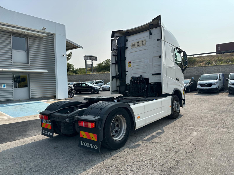 Volvo FH - Tegljač: slika Volvo FH - Tegljač Volvo FH - Tegljač: slika Volvo FH - Tegljač