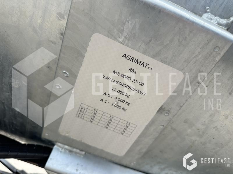 Cisterna za gnojnicu AGRIMAT CHE 4000LT: slika Cisterna za gnojnicu AGRIMAT CHE 4000LT Cisterna za gnojnicu AGRIMAT CHE 4000LT: slika Cisterna za gnojnicu AGRIMAT CHE 4000LT