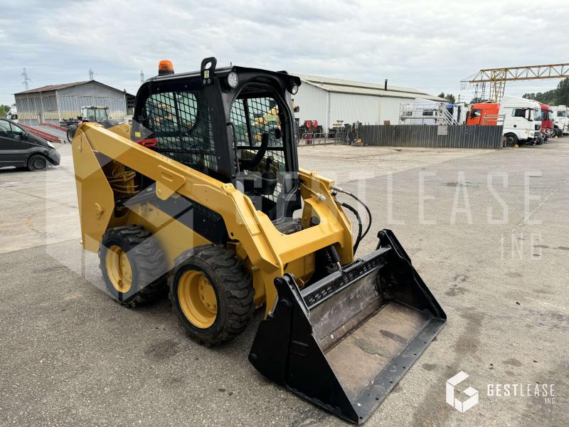 Caterpillar 236D - Mini utovarivač: slika Caterpillar 236D - Mini utovarivač Caterpillar 236D - Mini utovarivač: slika Caterpillar 236D - Mini utovarivač