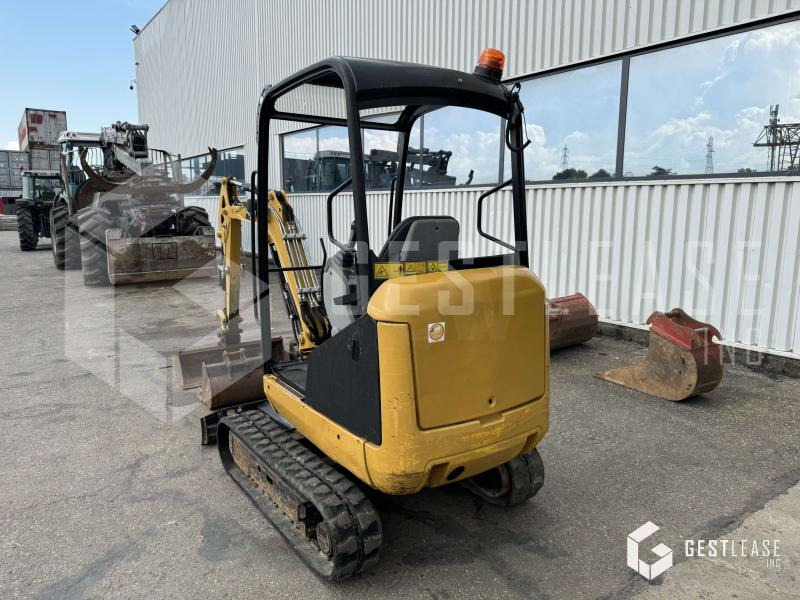 Caterpillar 301.7D - Mini bager: slika Caterpillar 301.7D - Mini bager Caterpillar 301.7D - Mini bager: slika Caterpillar 301.7D - Mini bager
