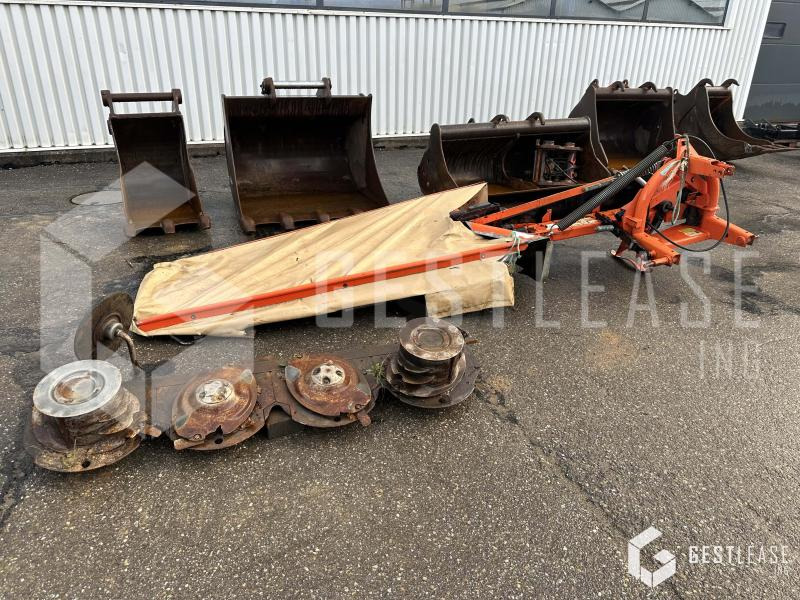 Fella SM 210 L - Kosilica: slika Fella SM 210 L - Kosilica Fella SM 210 L - Kosilica: slika Fella SM 210 L - Kosilica