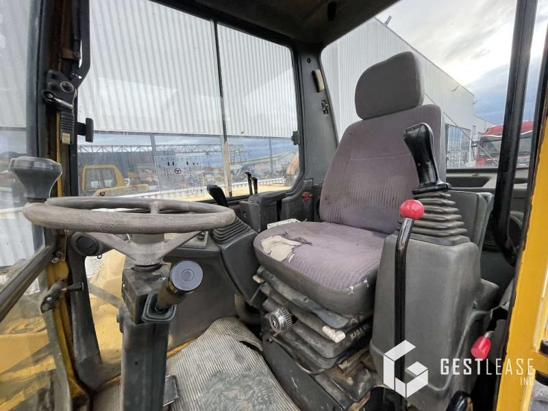 Komatsu PW95 - Bager na kotačima: slika Komatsu PW95 - Bager na kotačima Komatsu PW95 - Bager na kotačima: slika Komatsu PW95 - Bager na kotačima