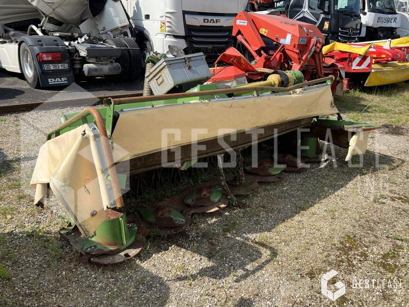 Krone EASY CUT 32 CV FLOAT - Kosilica: slika Krone EASY CUT 32 CV FLOAT - Kosilica Krone EASY CUT 32 CV FLOAT - Kosilica: slika Krone EASY CUT 32 CV FLOAT - Kosilica