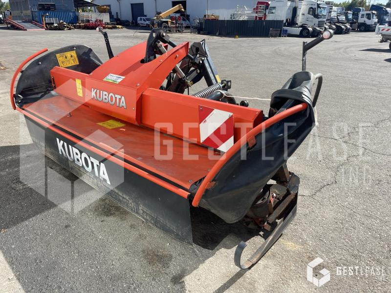 Kubota DM4032 - Kosilica: slika Kubota DM4032 - Kosilica Kubota DM4032 - Kosilica: slika Kubota DM4032 - Kosilica