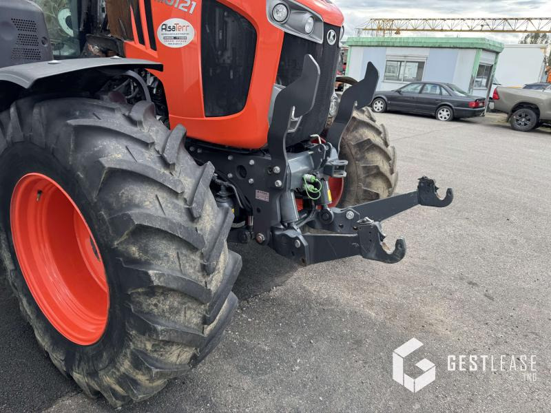 Kubota M6121 - Traktor: slika Kubota M6121 - Traktor Kubota M6121 - Traktor: slika Kubota M6121 - Traktor