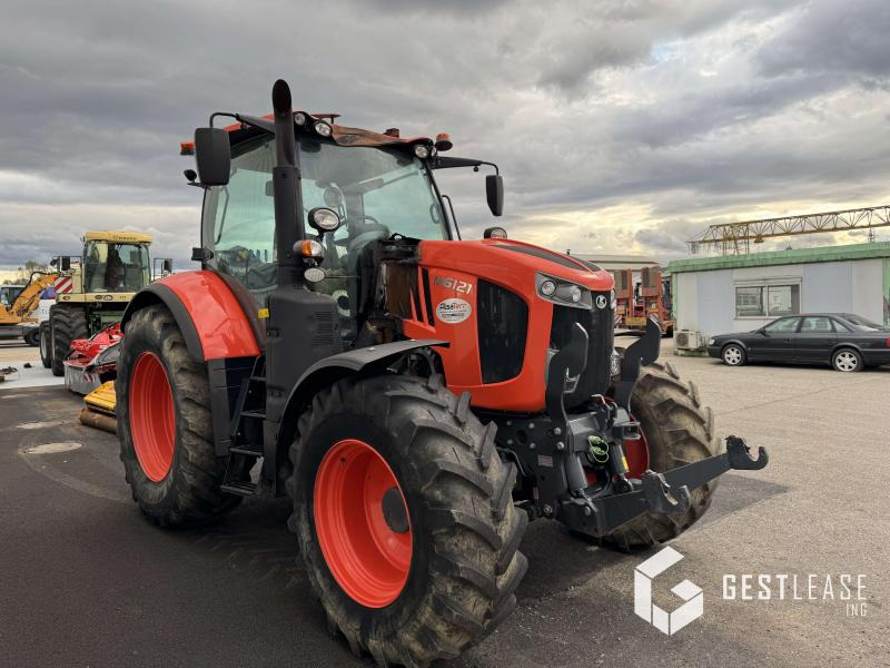 Kubota M6121 - Traktor: slika Kubota M6121 - Traktor Kubota M6121 - Traktor: slika Kubota M6121 - Traktor