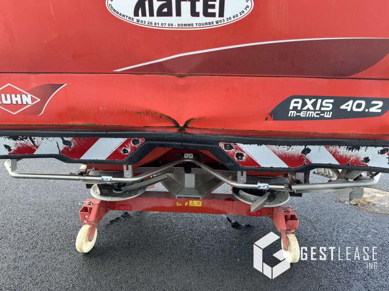 Kuhn AXIS 40.2 - Rasipač gnojiva: slika Kuhn AXIS 40.2 - Rasipač gnojiva Kuhn AXIS 40.2 - Rasipač gnojiva: slika Kuhn AXIS 40.2 - Rasipač gnojiva