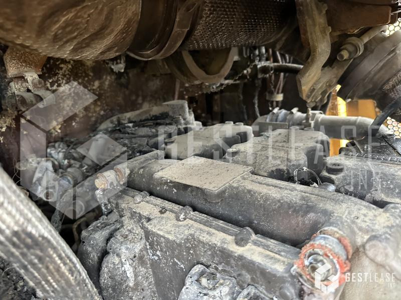 Utovarivač gusjeničar Liebherr LR636: slika Utovarivač gusjeničar Liebherr LR636