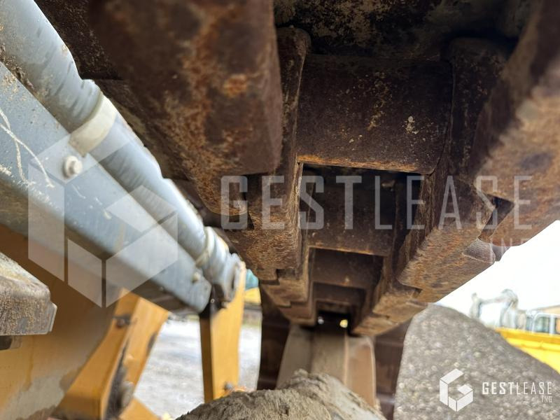 Utovarivač gusjeničar Liebherr LR636: slika Utovarivač gusjeničar Liebherr LR636