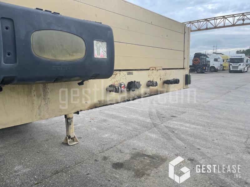 Masso PORTE SILOS - Transporter kontejnera/ Poluprikolica s izmjenjivim sanducima: slika Masso PORTE SILOS - Transporter kontejnera/ Poluprikolica s izmjenjivim sanducima Masso PORTE SILOS - Transporter kontejnera/ Poluprikolica s izmjenjivim sanducima: slika Masso PORTE SILOS - Transporter kontejnera/ Poluprikolica s izmjenjivim sanducima