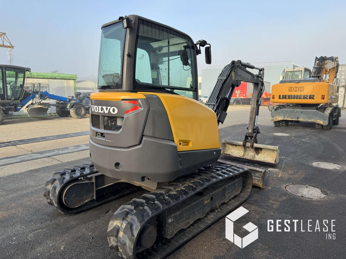 Volvo ECR50D - Mini bager: slika Volvo ECR50D - Mini bager Volvo ECR50D - Mini bager: slika Volvo ECR50D - Mini bager
