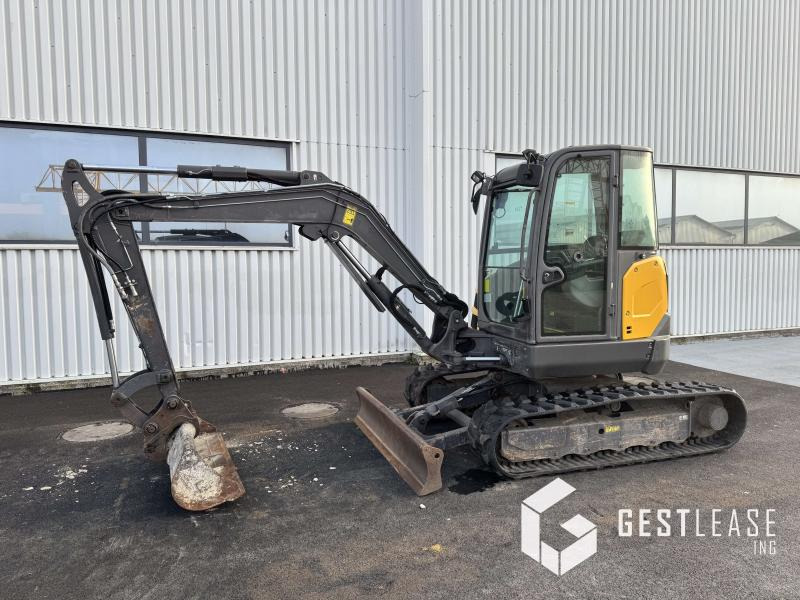 Volvo ECR50D - Mini bager: slika Volvo ECR50D - Mini bager Volvo ECR50D - Mini bager: slika Volvo ECR50D - Mini bager