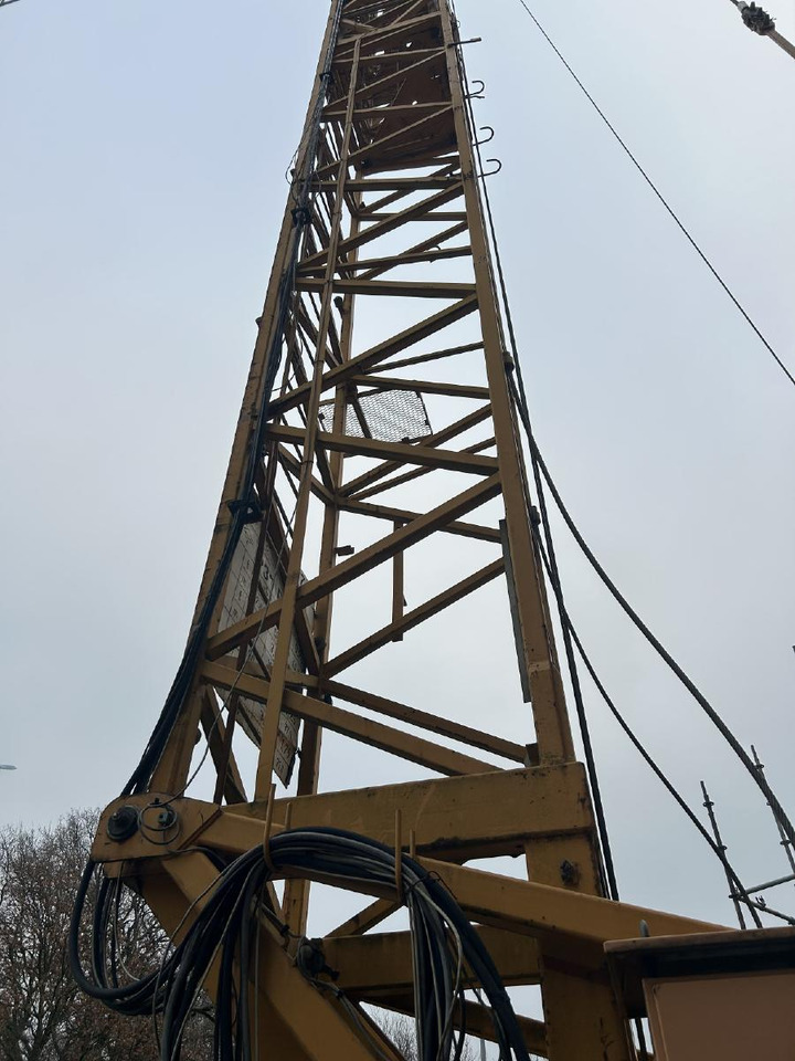 Liebherr 71k Baukran Turmdrehkran 71 K / Baujahr 2003 gebraucht - Toranjska dizalica: slika Liebherr 71k Baukran Turmdrehkran 71 K / Baujahr 2003 gebraucht - Toranjska dizalica Liebherr 71k Baukran Turmdrehkran 71 K / Baujahr 2003 gebraucht - Toranjska dizalica: slika Liebherr 71k Baukran Turmdrehkran 71 K / Baujahr 2003 gebraucht - Toranjska dizalica