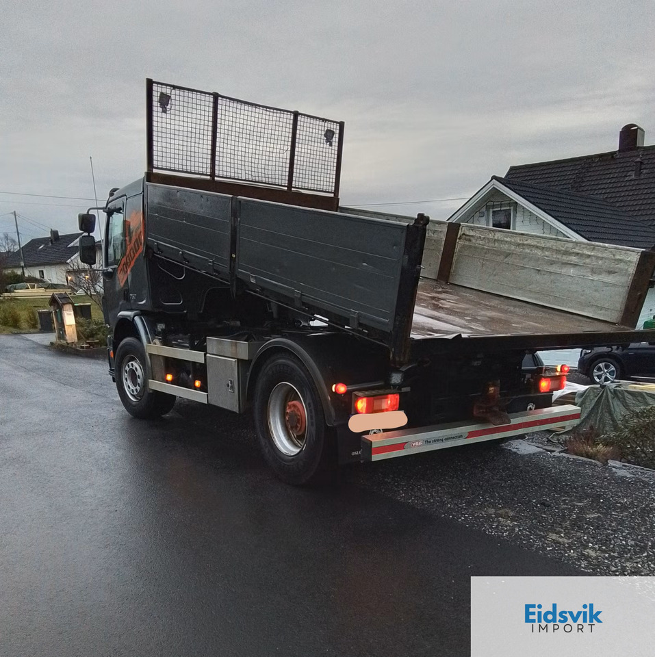 VOLVO EF 340 - Kiper: slika VOLVO EF 340 - Kiper VOLVO EF 340 - Kiper: slika VOLVO EF 340 - Kiper