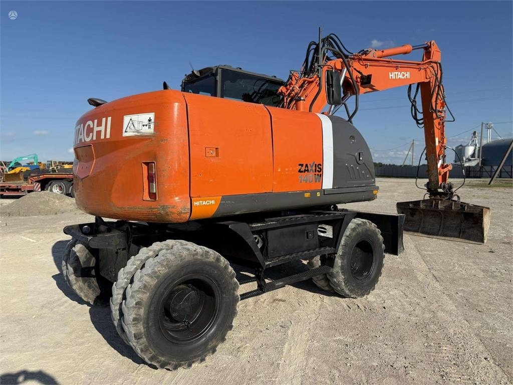 Hitachi ZX 140 W - Bager na kotačima: slika Hitachi ZX 140 W - Bager na kotačima Hitachi ZX 140 W - Bager na kotačima: slika Hitachi ZX 140 W - Bager na kotačima