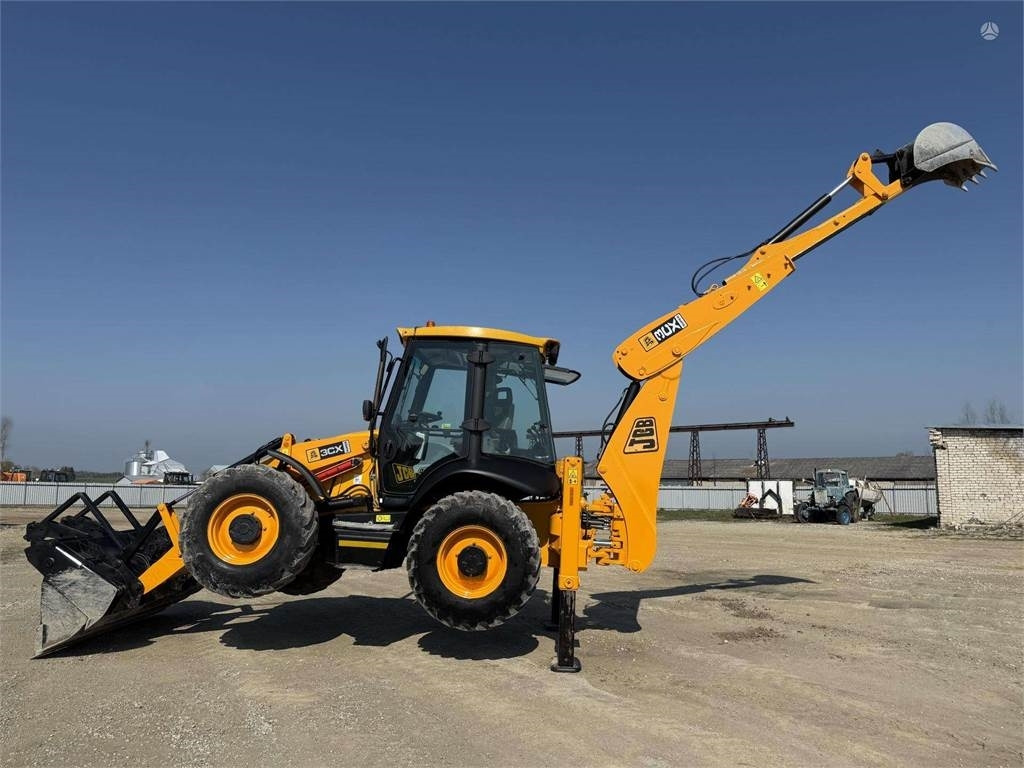 JCB 3CX SUPER - Rovokopač-utovarivač: slika JCB 3CX SUPER - Rovokopač-utovarivač JCB 3CX SUPER - Rovokopač-utovarivač: slika JCB 3CX SUPER - Rovokopač-utovarivač