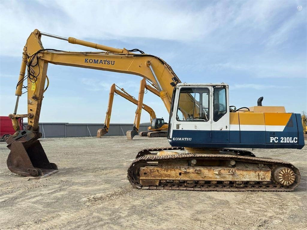 Komatsu PC 210 LC-5 - Bager gusjeničar: slika Komatsu PC 210 LC-5 - Bager gusjeničar Komatsu PC 210 LC-5 - Bager gusjeničar: slika Komatsu PC 210 LC-5 - Bager gusjeničar