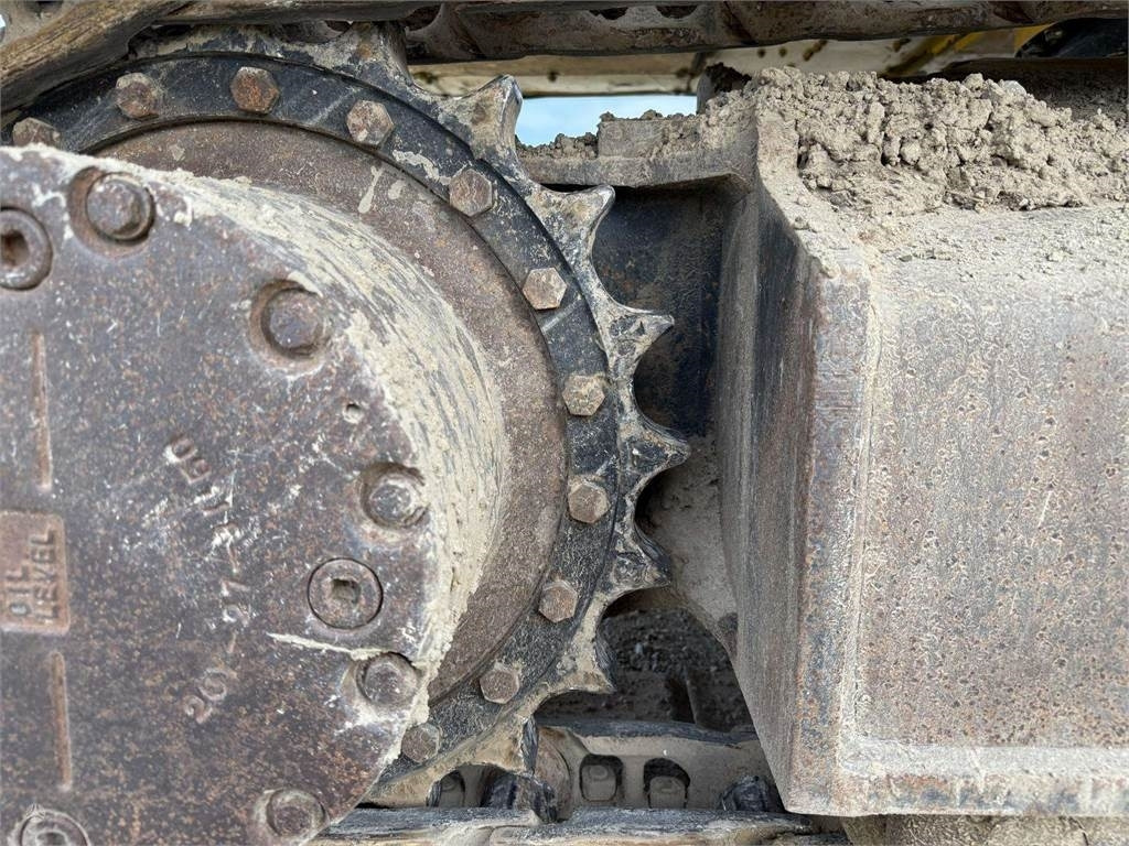 Bager gusjeničar Komatsu PC 210 LC-7 LONGREACH: slika Bager gusjeničar Komatsu PC 210 LC-7 LONGREACH Bager gusjeničar Komatsu PC 210 LC-7 LONGREACH: slika Bager gusjeničar Komatsu PC 210 LC-7 LONGREACH