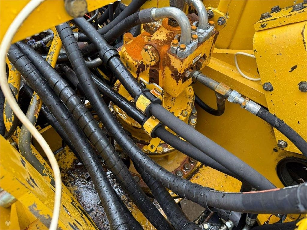 Bager gusjeničar Komatsu PC 290 LC-8: slika Bager gusjeničar Komatsu PC 290 LC-8