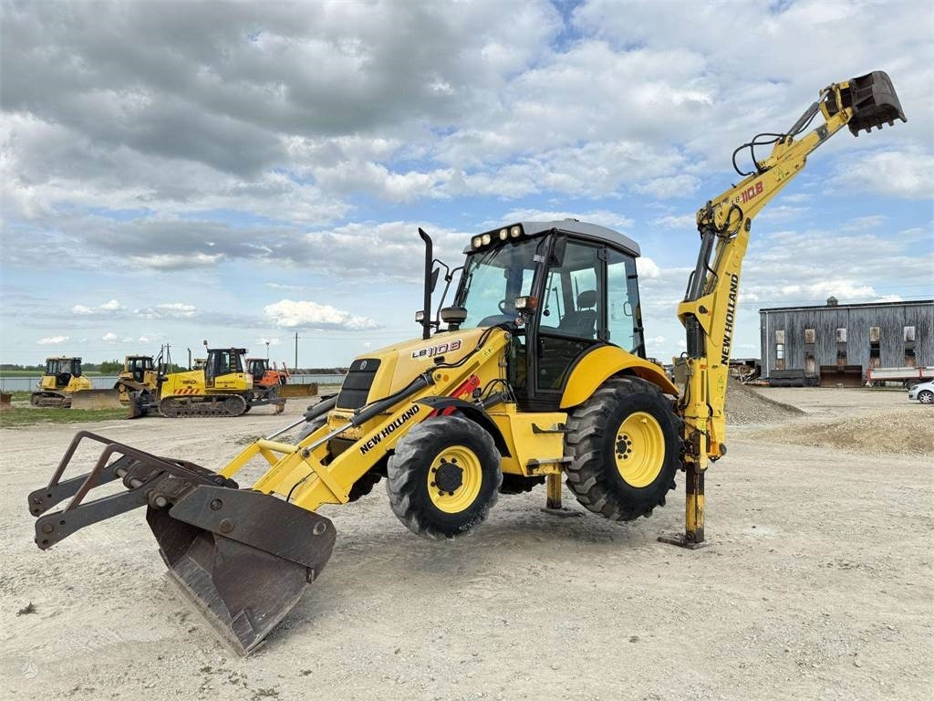 New Holland LB 110 B-4PT - Rovokopač-utovarivač: slika New Holland LB 110 B-4PT - Rovokopač-utovarivač New Holland LB 110 B-4PT - Rovokopač-utovarivač: slika New Holland LB 110 B-4PT - Rovokopač-utovarivač