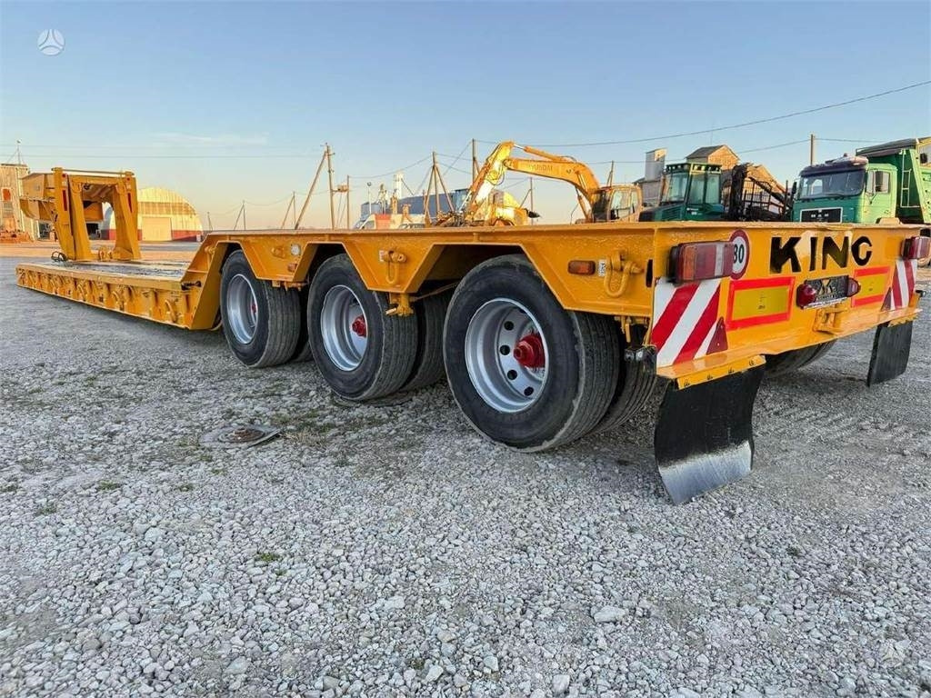 King GTL 83/34 lowbed - Poluprikolica: slika King GTL 83/34 lowbed - Poluprikolica King GTL 83/34 lowbed - Poluprikolica: slika King GTL 83/34 lowbed - Poluprikolica