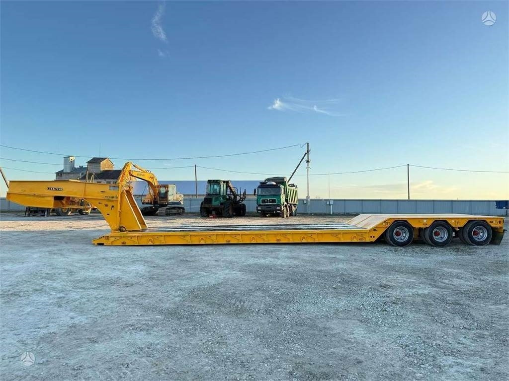 King GTL 83/34 lowbed - Poluprikolica: slika King GTL 83/34 lowbed - Poluprikolica King GTL 83/34 lowbed - Poluprikolica: slika King GTL 83/34 lowbed - Poluprikolica