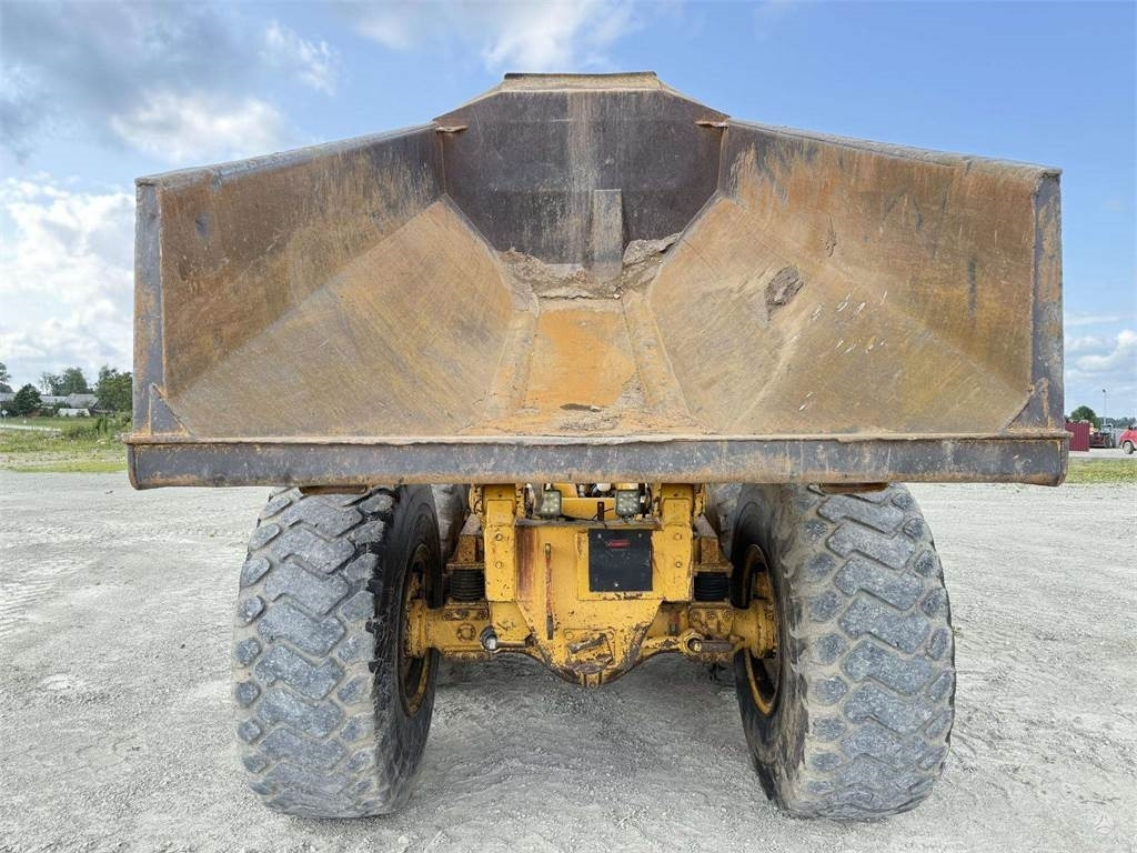 Volvo A25C - Zglobni istovarivač: slika Volvo A25C - Zglobni istovarivač Volvo A25C - Zglobni istovarivač: slika Volvo A25C - Zglobni istovarivač