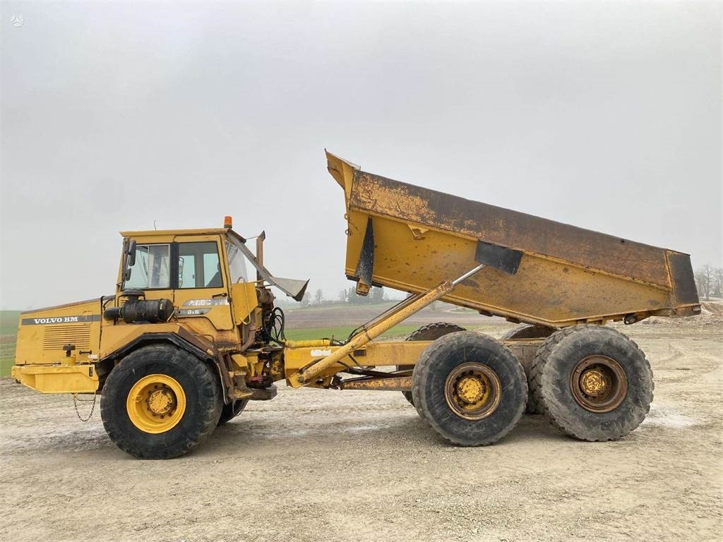 Volvo A25C , Nr.8 - Zglobni istovarivač: slika Volvo A25C , Nr.8 - Zglobni istovarivač Volvo A25C , Nr.8 - Zglobni istovarivač: slika Volvo A25C , Nr.8 - Zglobni istovarivač