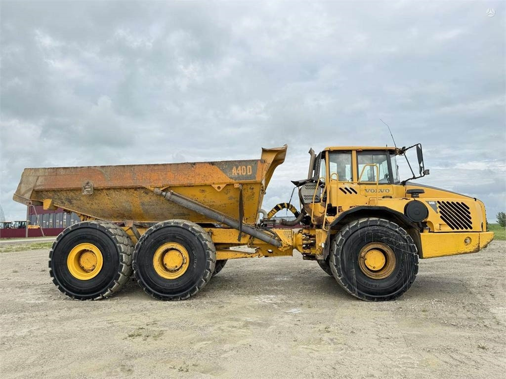 Volvo A40D , SCANDINAVIAN - Zglobni istovarivač: slika Volvo A40D , SCANDINAVIAN - Zglobni istovarivač Volvo A40D , SCANDINAVIAN - Zglobni istovarivač: slika Volvo A40D , SCANDINAVIAN - Zglobni istovarivač