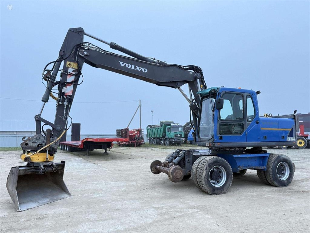 Volvo EW 180 BV ENGCON + RAILWAY - Bager na kotačima: slika Volvo EW 180 BV ENGCON + RAILWAY - Bager na kotačima Volvo EW 180 BV ENGCON + RAILWAY - Bager na kotačima: slika Volvo EW 180 BV ENGCON + RAILWAY - Bager na kotačima