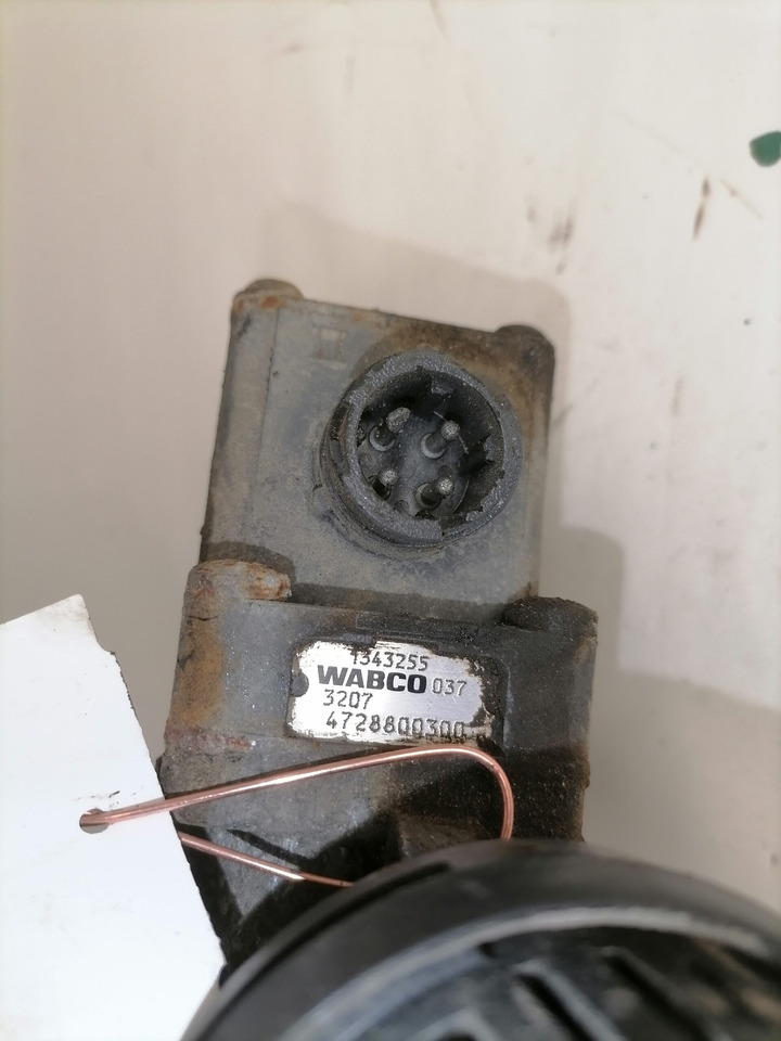 DAF Air suspension control valve, ECAS 4728800300 - Kočioni ventil za Kamion: slika DAF Air suspension control valve, ECAS 4728800300 - Kočioni ventil za Kamion DAF Air suspension control valve, ECAS 4728800300 - Kočioni ventil za Kamion: slika DAF Air suspension control valve, ECAS 4728800300 - Kočioni ventil za Kamion