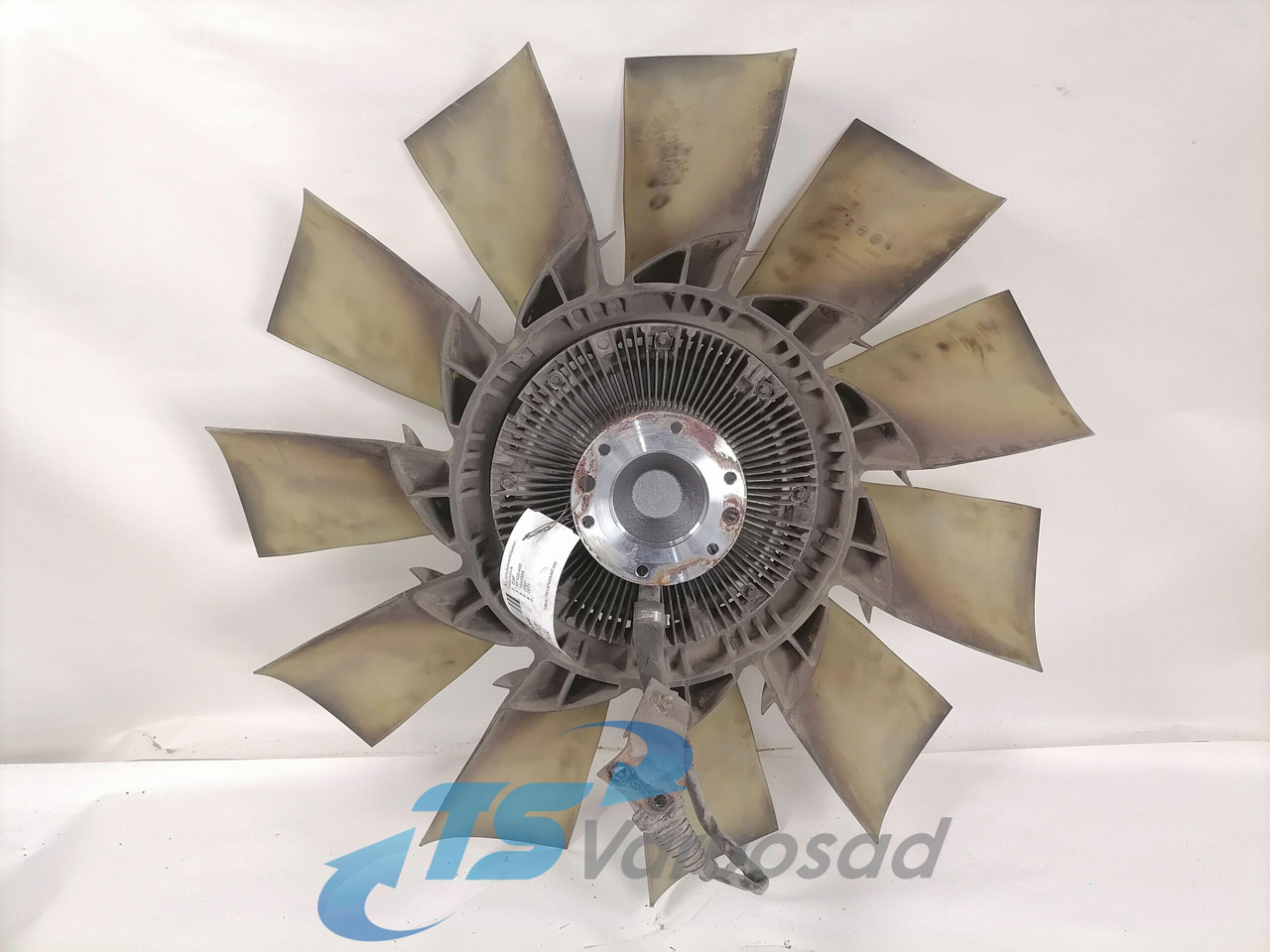 DAF Cooling fan 1644886 - Ventilator za Kamion: slika DAF Cooling fan 1644886 - Ventilator za Kamion DAF Cooling fan 1644886 - Ventilator za Kamion: slika DAF Cooling fan 1644886 - Ventilator za Kamion