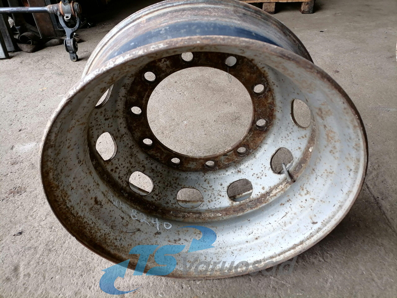 DAF Velg 22.5x8.25 225x825 - Gume i felge za Kamion: slika DAF Velg 22.5x8.25 225x825 - Gume i felge za Kamion DAF Velg 22.5x8.25 225x825 - Gume i felge za Kamion: slika DAF Velg 22.5x8.25 225x825 - Gume i felge za Kamion
