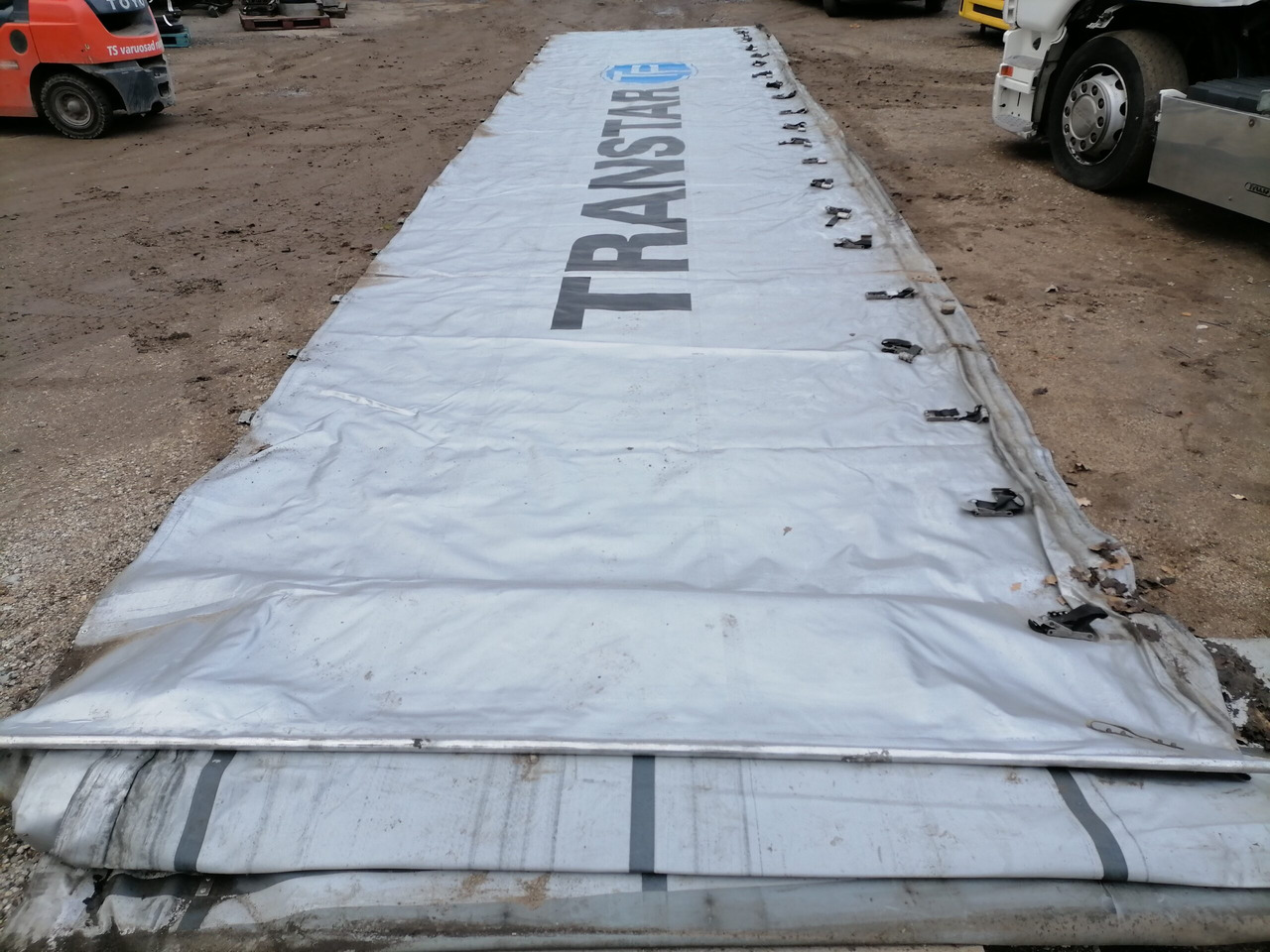 KRONE Haagise küljetent - Univerzalni dio za Kamion: slika KRONE Haagise küljetent - Univerzalni dio za Kamion KRONE Haagise küljetent - Univerzalni dio za Kamion: slika KRONE Haagise küljetent - Univerzalni dio za Kamion