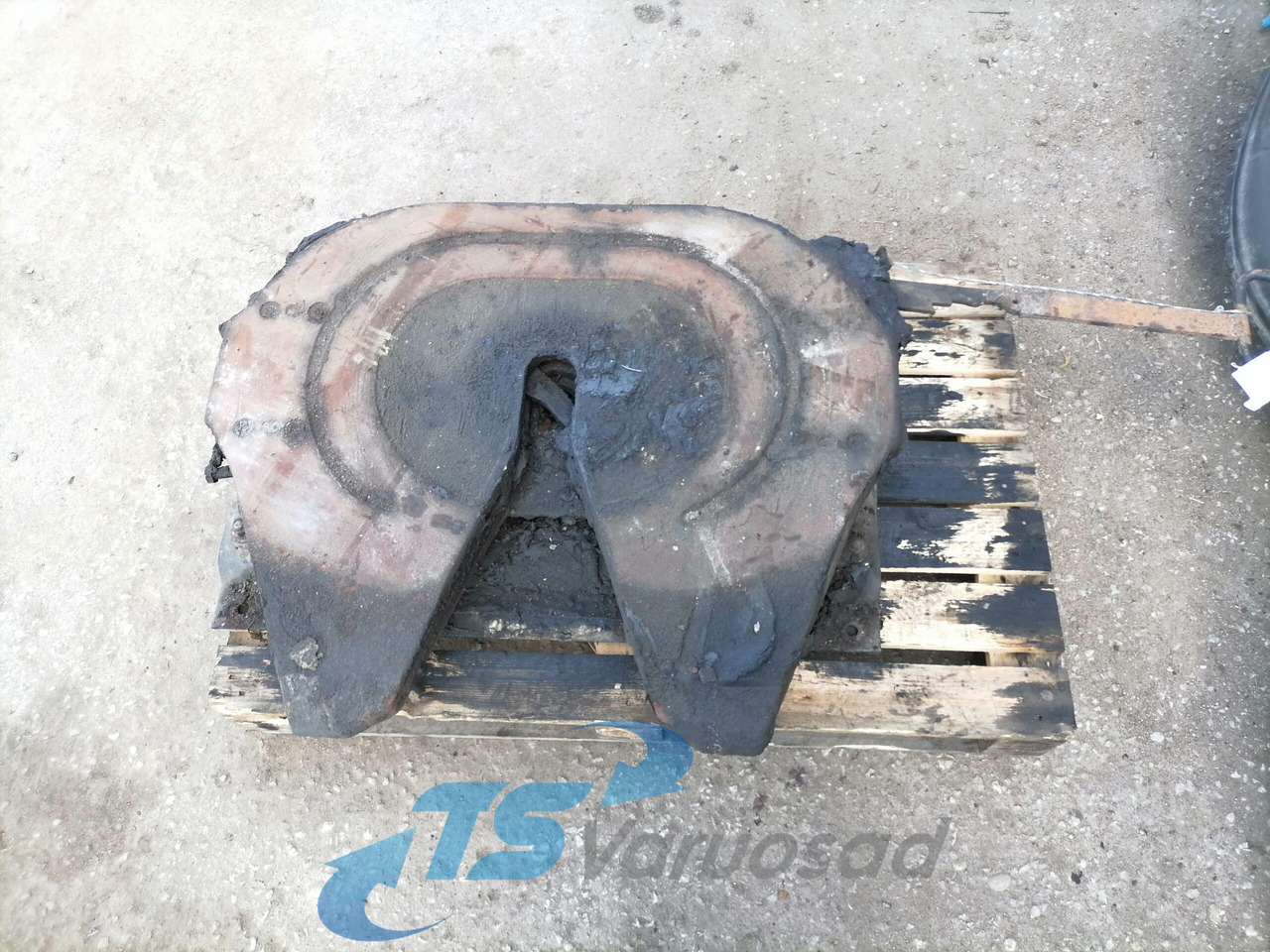 MAN Fifht wheel 81427106222 - Sedlo za Kamion: slika MAN Fifht wheel 81427106222 - Sedlo za Kamion MAN Fifht wheel 81427106222 - Sedlo za Kamion: slika MAN Fifht wheel 81427106222 - Sedlo za Kamion
