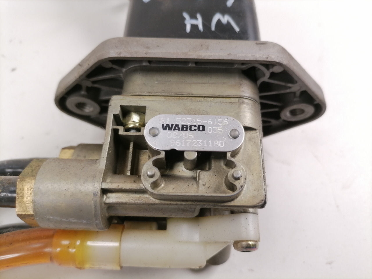 MAN Handbrake control lever 81523156156 - Univerzalni dio za Kamion: slika MAN Handbrake control lever 81523156156 - Univerzalni dio za Kamion MAN Handbrake control lever 81523156156 - Univerzalni dio za Kamion: slika MAN Handbrake control lever 81523156156 - Univerzalni dio za Kamion