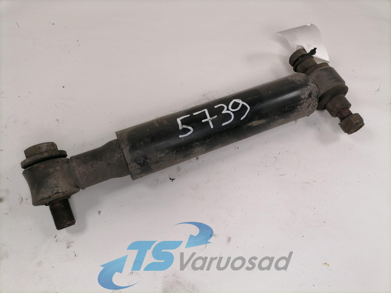 MAN Rear axel shock absorber 311480 - Amortizeri za Kamion: slika MAN Rear axel shock absorber 311480 - Amortizeri za Kamion MAN Rear axel shock absorber 311480 - Amortizeri za Kamion: slika MAN Rear axel shock absorber 311480 - Amortizeri za Kamion