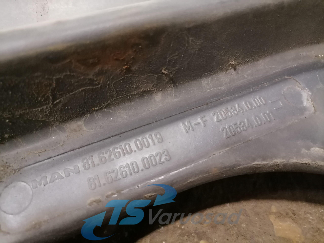MAN Ukse pikendus, vasak 81626100019 - Vrata i dijelovi za Kamion: slika MAN Ukse pikendus, vasak 81626100019 - Vrata i dijelovi za Kamion MAN Ukse pikendus, vasak 81626100019 - Vrata i dijelovi za Kamion: slika MAN Ukse pikendus, vasak 81626100019 - Vrata i dijelovi za Kamion