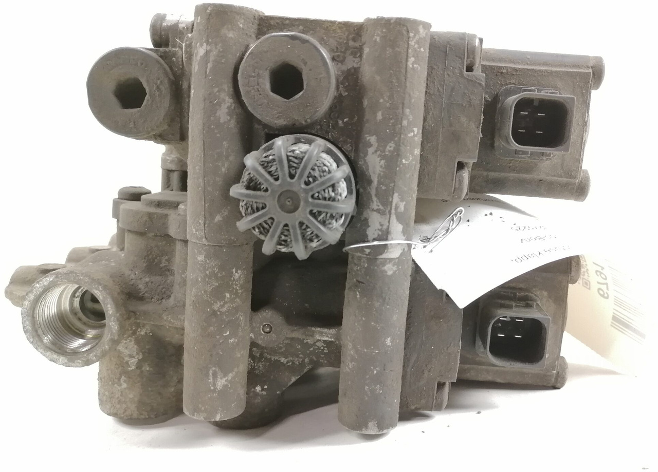 Mercedes-Benz Air suspension control valve, ECAS A0013271225 - Kočioni ventil za Kamion: slika Mercedes-Benz Air suspension control valve, ECAS A0013271225 - Kočioni ventil za Kamion Mercedes-Benz Air suspension control valve, ECAS A0013271225 - Kočioni ventil za Kamion: slika Mercedes-Benz Air suspension control valve, ECAS A0013271225 - Kočioni ventil za Kamion