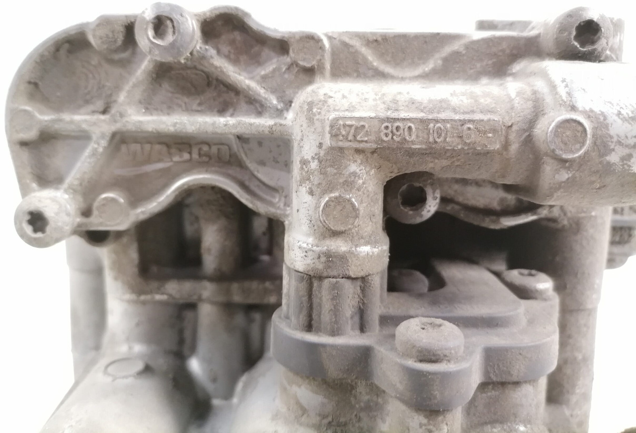 Mercedes-Benz Air suspension control valve, ECAS A0013271225 - Kočioni ventil za Kamion: slika Mercedes-Benz Air suspension control valve, ECAS A0013271225 - Kočioni ventil za Kamion Mercedes-Benz Air suspension control valve, ECAS A0013271225 - Kočioni ventil za Kamion: slika Mercedes-Benz Air suspension control valve, ECAS A0013271225 - Kočioni ventil za Kamion