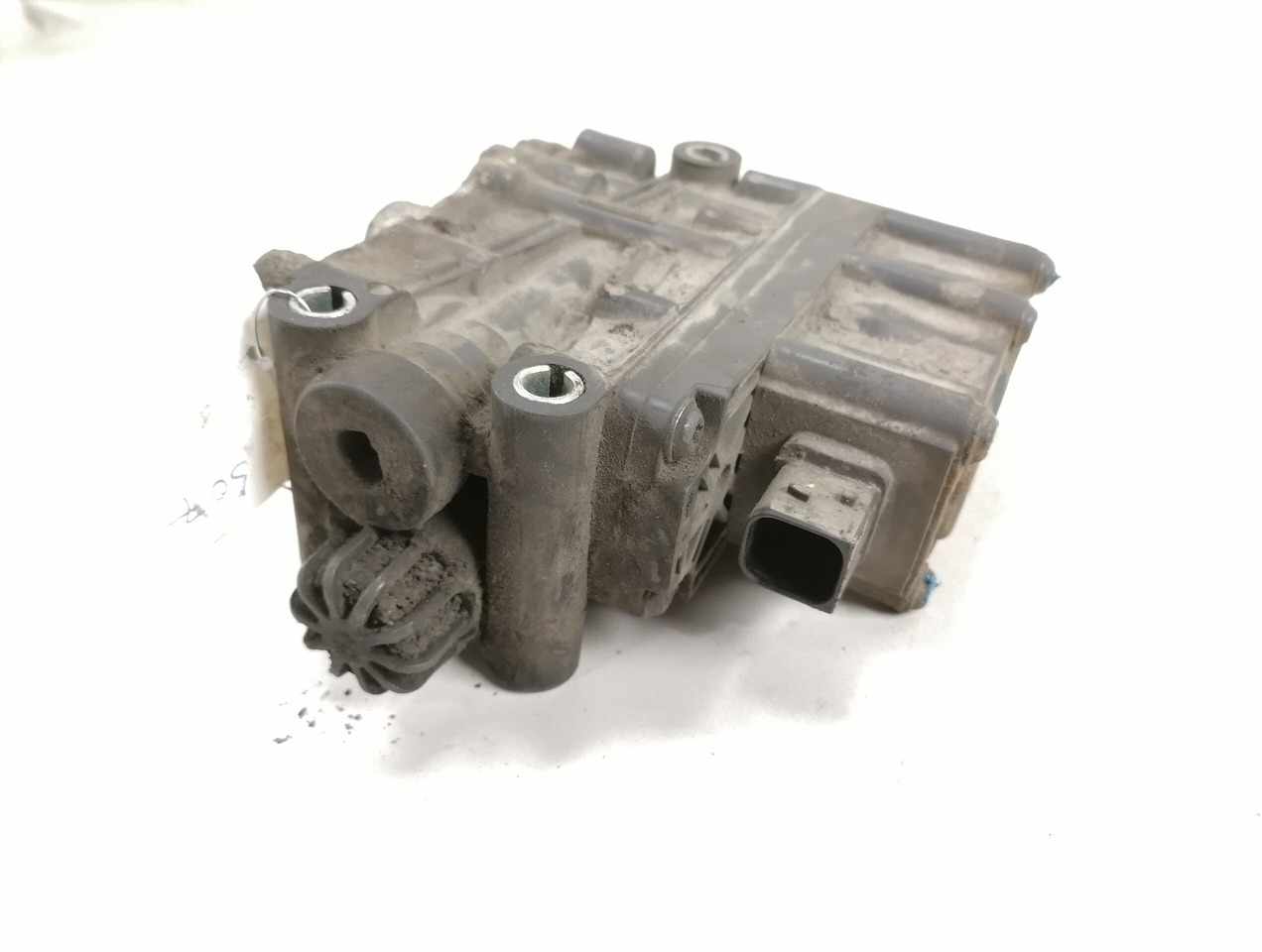 Mercedes-Benz Air suspension control valve, ECAS A0013271325 - Kočioni ventil za Kamion: slika Mercedes-Benz Air suspension control valve, ECAS A0013271325 - Kočioni ventil za Kamion Mercedes-Benz Air suspension control valve, ECAS A0013271325 - Kočioni ventil za Kamion: slika Mercedes-Benz Air suspension control valve, ECAS A0013271325 - Kočioni ventil za Kamion