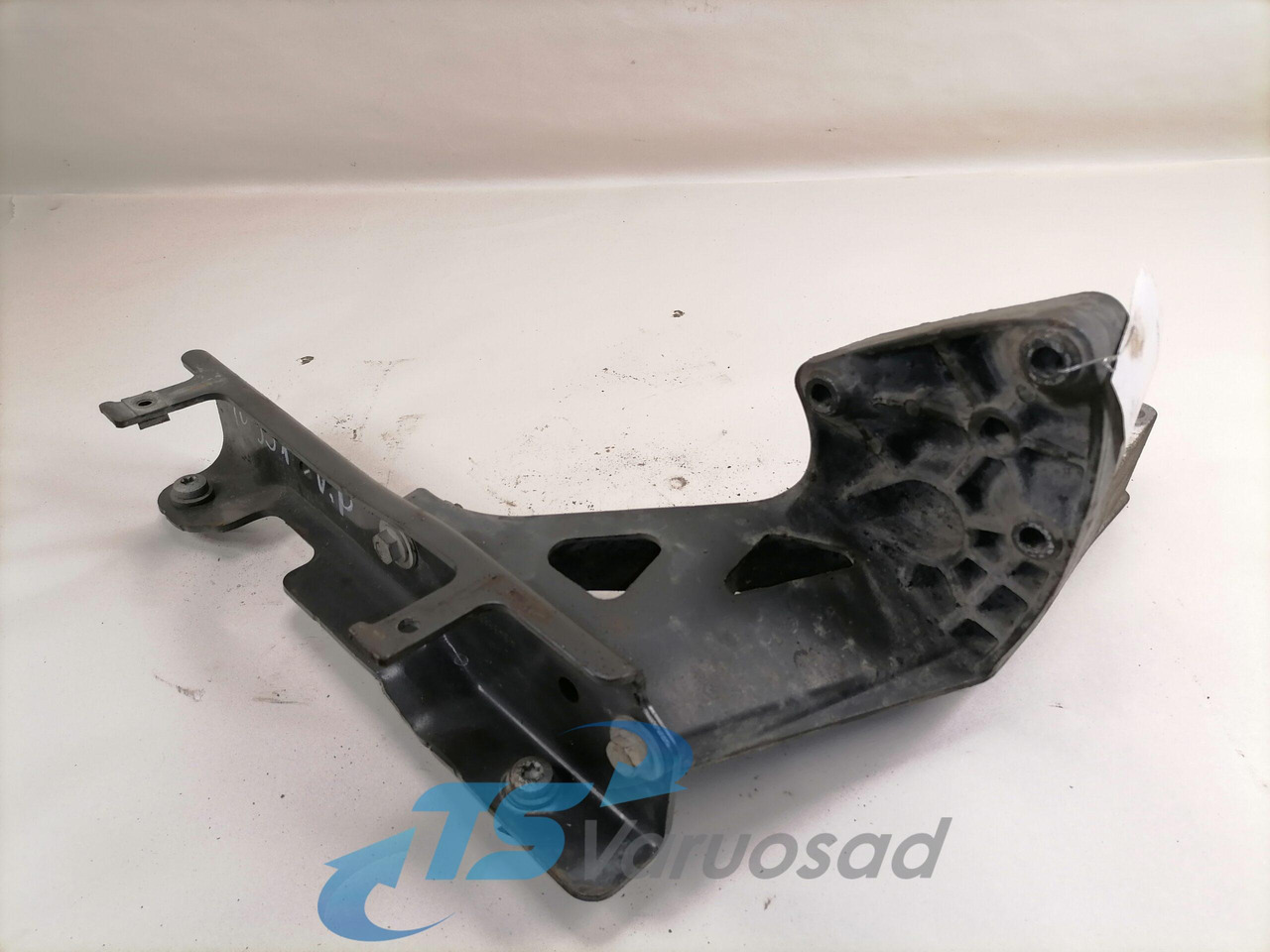 Mercedes-Benz Bummmmper bracket A9436660178 - Branik za Kamion: slika Mercedes-Benz Bummmmper bracket A9436660178 - Branik za Kamion Mercedes-Benz Bummmmper bracket A9436660178 - Branik za Kamion: slika Mercedes-Benz Bummmmper bracket A9436660178 - Branik za Kamion