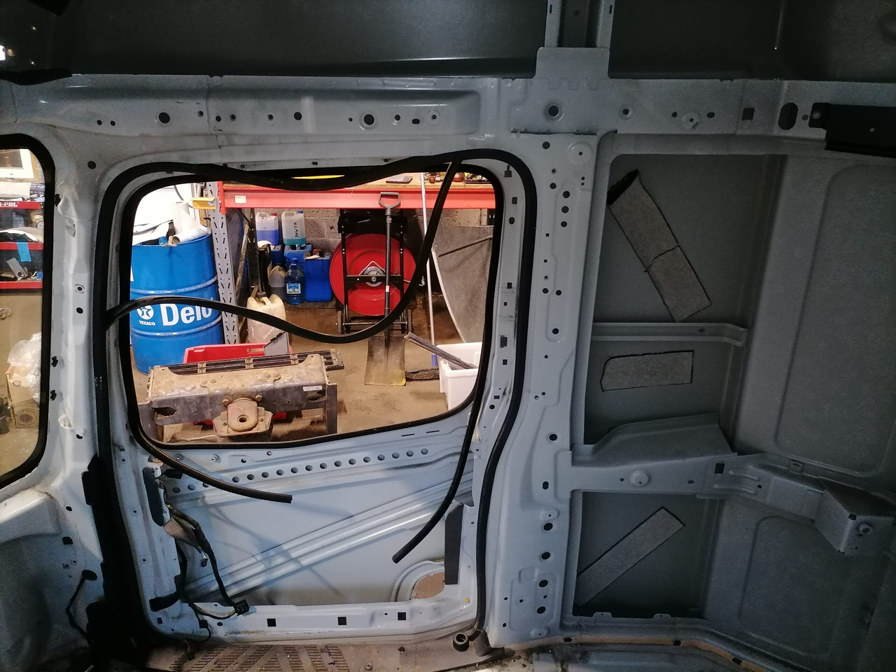 Mercedes-Benz Cab ACTROS cab - Kabina i unutrašnjost za Kamion: slika Mercedes-Benz Cab ACTROS cab - Kabina i unutrašnjost za Kamion Mercedes-Benz Cab ACTROS cab - Kabina i unutrašnjost za Kamion: slika Mercedes-Benz Cab ACTROS cab - Kabina i unutrašnjost za Kamion