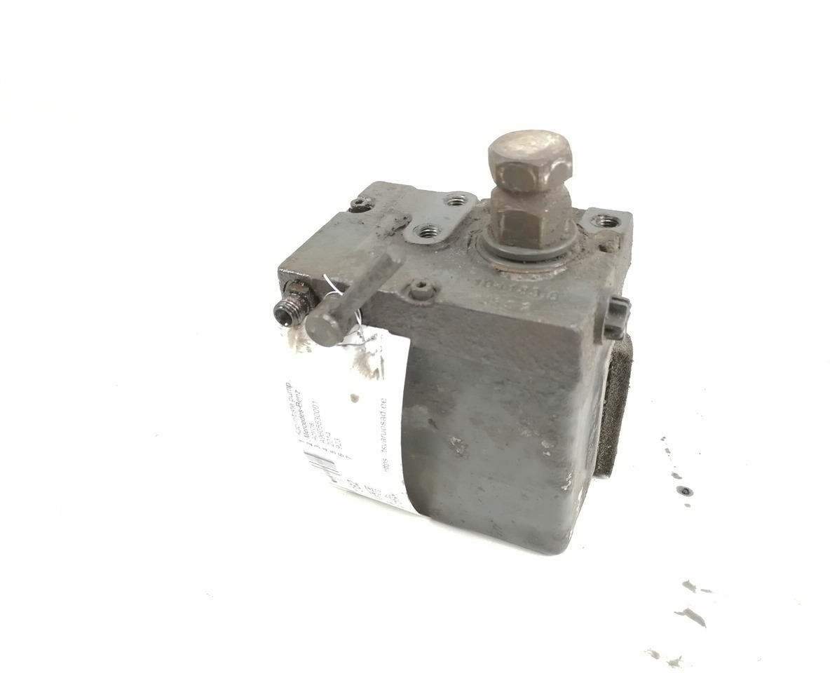 Mercedes-Benz Cab tilting pump A9605530001 - Ovjes kabine za Kamion: slika Mercedes-Benz Cab tilting pump A9605530001 - Ovjes kabine za Kamion Mercedes-Benz Cab tilting pump A9605530001 - Ovjes kabine za Kamion: slika Mercedes-Benz Cab tilting pump A9605530001 - Ovjes kabine za Kamion