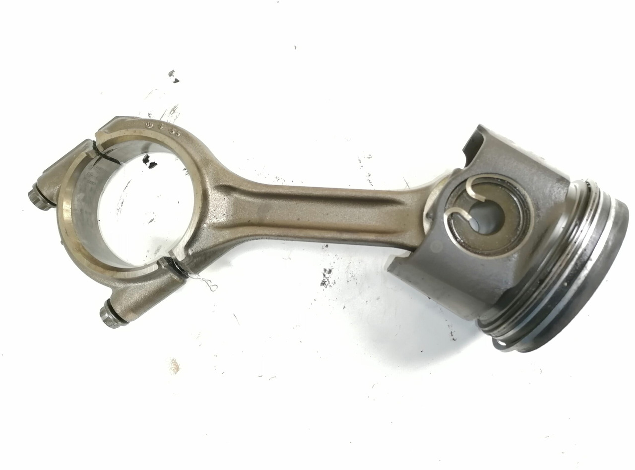 Mercedes-Benz Connecting rod + piston A4710371601 - Klip/ Prsten/ Čahura za Kamion: slika  Mercedes-Benz Connecting rod + piston A4710371601 - Klip/ Prsten/ Čahura za Kamion Mercedes-Benz Connecting rod + piston A4710371601 - Klip/ Prsten/ Čahura za Kamion: slika  Mercedes-Benz Connecting rod + piston A4710371601 - Klip/ Prsten/ Čahura za Kamion