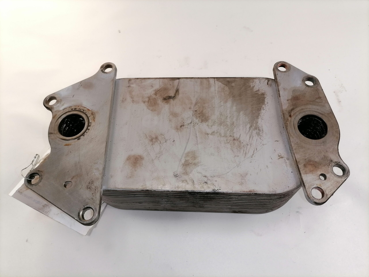Mercedes-Benz Engine oil cooler A4711800265 - Motor i dijelovi za Kamion: slika  Mercedes-Benz Engine oil cooler A4711800265 - Motor i dijelovi za Kamion Mercedes-Benz Engine oil cooler A4711800265 - Motor i dijelovi za Kamion: slika  Mercedes-Benz Engine oil cooler A4711800265 - Motor i dijelovi za Kamion