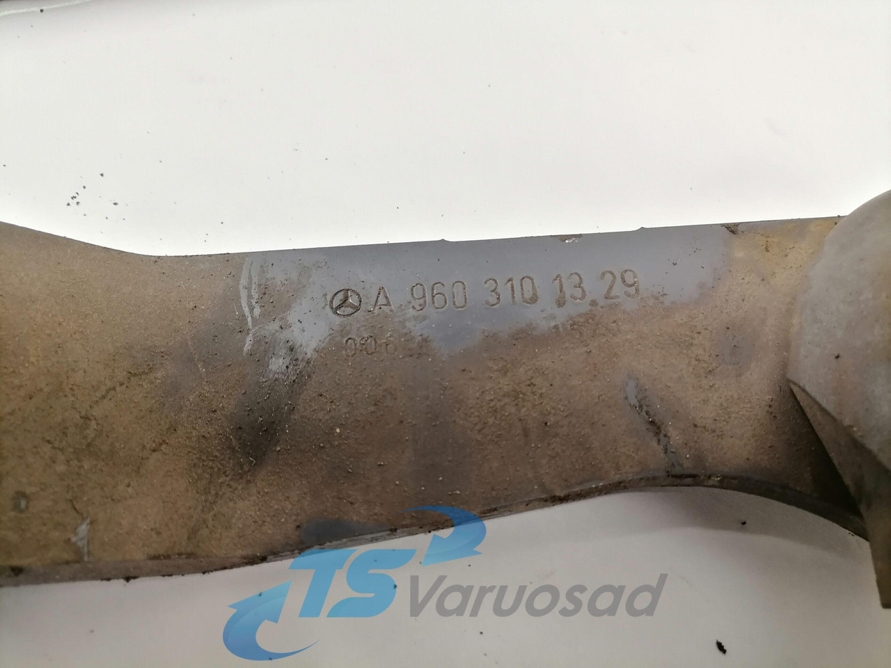 Mercedes-Benz Kabiini kandur, tagumine A9603106955 - Ovjes kabine za Kamion: slika Mercedes-Benz Kabiini kandur, tagumine A9603106955 - Ovjes kabine za Kamion Mercedes-Benz Kabiini kandur, tagumine A9603106955 - Ovjes kabine za Kamion: slika Mercedes-Benz Kabiini kandur, tagumine A9603106955 - Ovjes kabine za Kamion