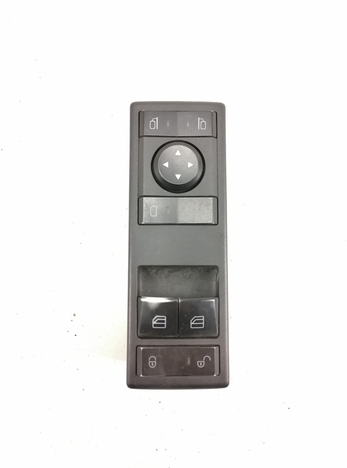 Mercedes-Benz Lüliti, klaasitõstuk A9605450813 - Kabina za Kamion: slika Mercedes-Benz Lüliti, klaasitõstuk A9605450813 - Kabina za Kamion Mercedes-Benz Lüliti, klaasitõstuk A9605450813 - Kabina za Kamion: slika Mercedes-Benz Lüliti, klaasitõstuk A9605450813 - Kabina za Kamion