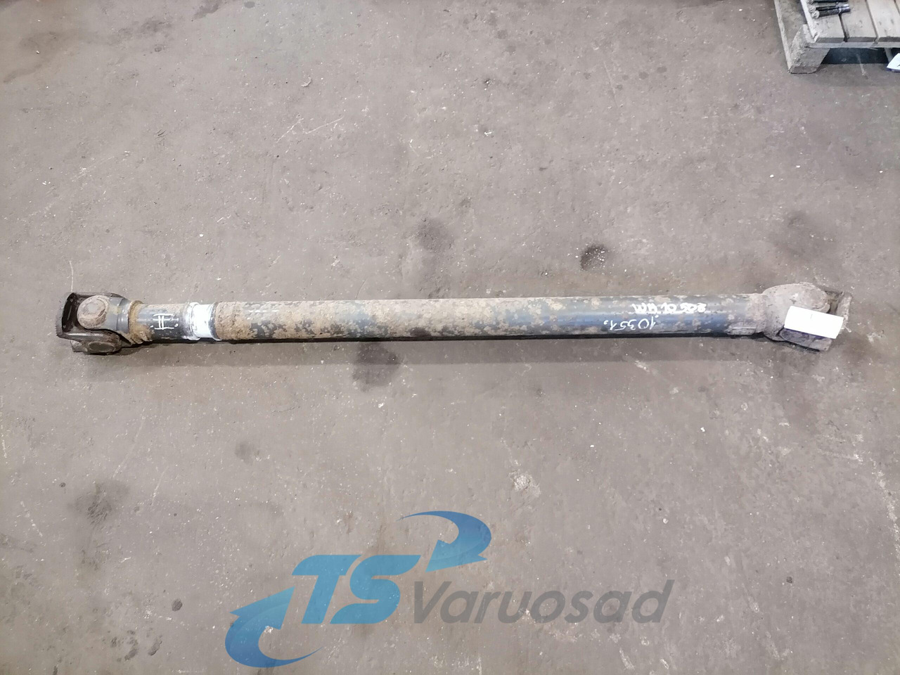 Mercedes-Benz Propeller shaft A6574101802 - Kardansko vratilo za Kamion: slika Mercedes-Benz Propeller shaft A6574101802 - Kardansko vratilo za Kamion Mercedes-Benz Propeller shaft A6574101802 - Kardansko vratilo za Kamion: slika Mercedes-Benz Propeller shaft A6574101802 - Kardansko vratilo za Kamion