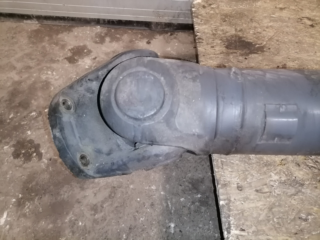 Mercedes-Benz Propeller shaft A6594100101 - Kardansko vratilo za Kamion: slika Mercedes-Benz Propeller shaft A6594100101 - Kardansko vratilo za Kamion Mercedes-Benz Propeller shaft A6594100101 - Kardansko vratilo za Kamion: slika Mercedes-Benz Propeller shaft A6594100101 - Kardansko vratilo za Kamion